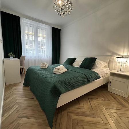 Apartamenty W Centrum Bialegostoku Z Parkingiem W Garazu Podziemnym Białystok Esterno foto