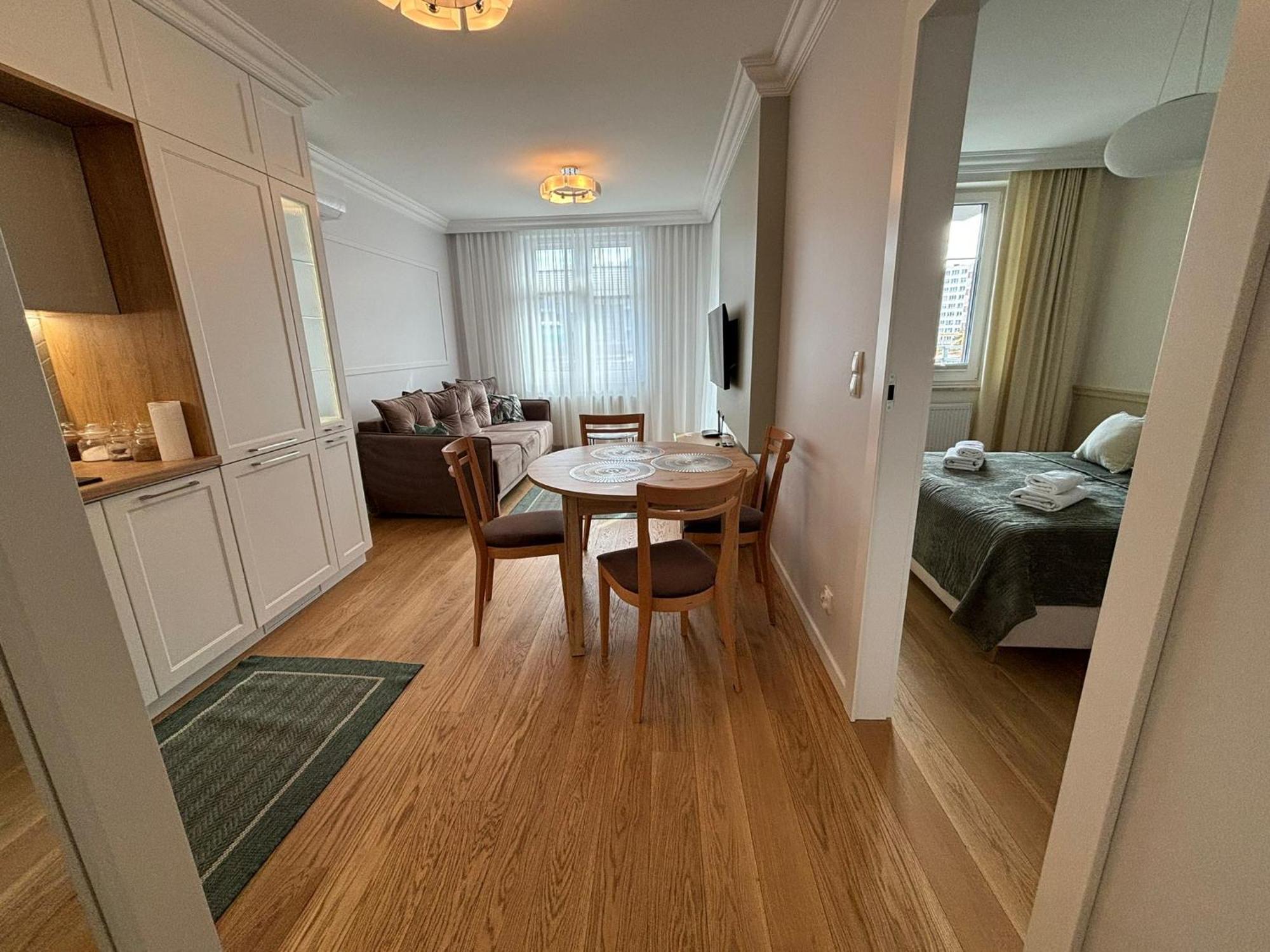Apartamenty W Centrum Bialegostoku Z Parkingiem W Garazu Podziemnym Białystok Esterno foto